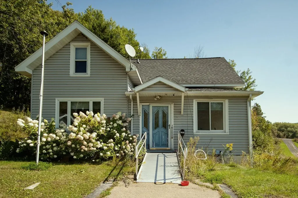 2781 Midway Road Duluth MN 55810