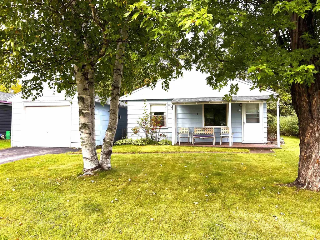 51 Davis Drive Silver Bay MN 55614