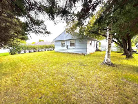51 Davis Drive Silver Bay MN 55614