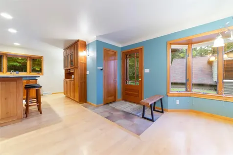 2151 Dunedin Avenue Duluth MN 55803