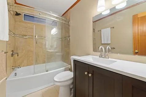 2151 Dunedin Avenue Duluth MN 55803