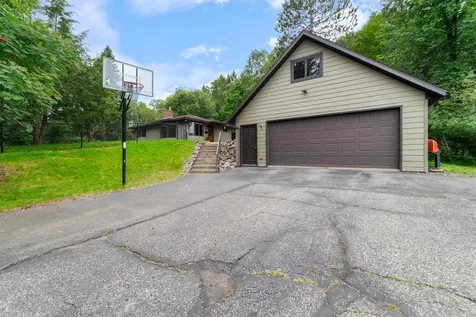 2151 Dunedin Avenue Duluth MN 55803