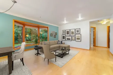 2151 Dunedin Avenue Duluth MN 55803