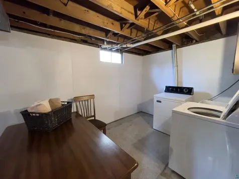 41 Bell Creek Silver Bay MN 55614