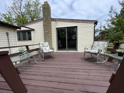 41 Bell Creek Silver Bay MN 55614