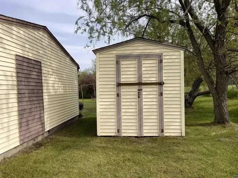 41 Bell Creek Silver Bay MN 55614