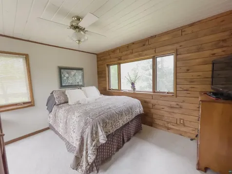 6095 Highway 1 Silver Bay MN 55614