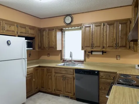 6095 Highway 1 Silver Bay MN 55614