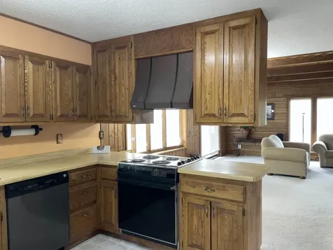 6095 Highway 1 Silver Bay MN 55614