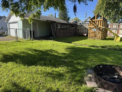 712 8th Avenue Two Harbors MN 55616