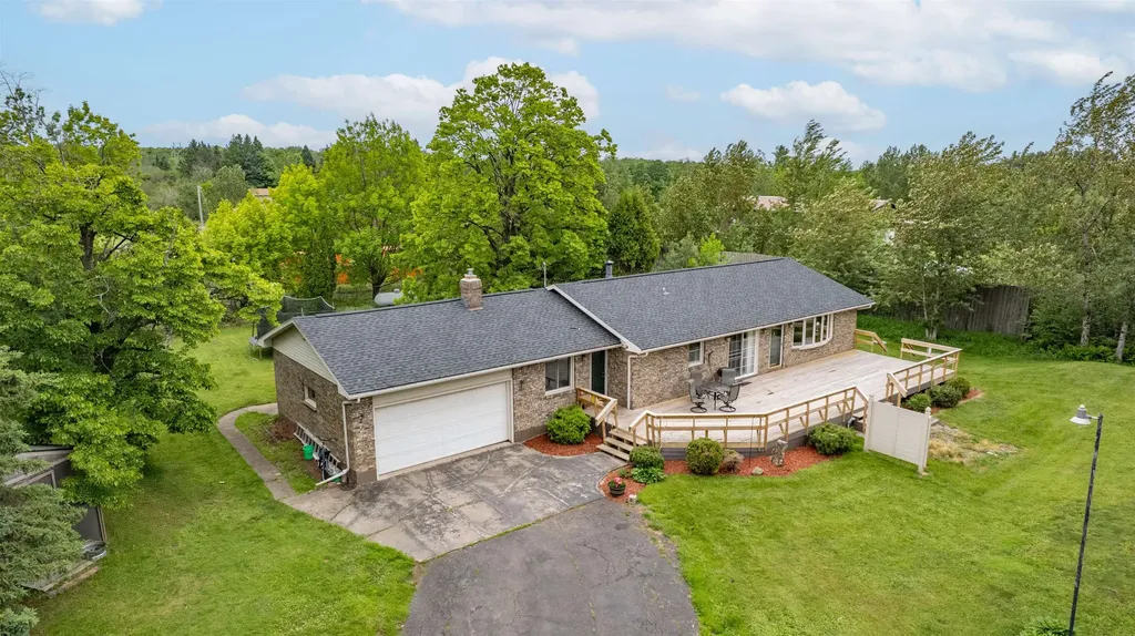 5510 Thompson Hill Road Duluth MN 55810-2184