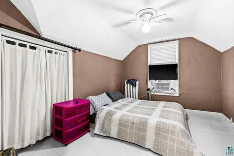 3801 W 5th Street Duluth MN 55807