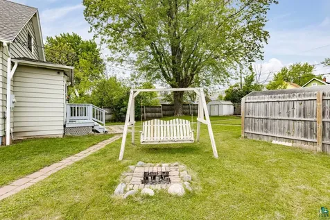 3801 W 5th Street Duluth MN 55807