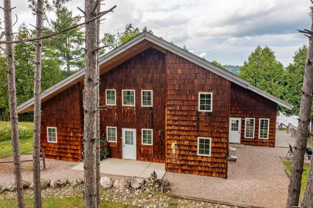 105 N Klondike Drive Ely MN 55731