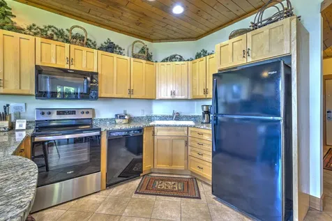 2826 Highway 61 Two Harbors MN 55616