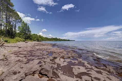 2826 Highway 61 Two Harbors MN 55616
