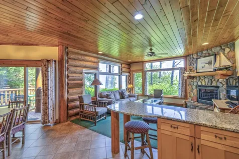 2826 Highway 61 Two Harbors MN 55616