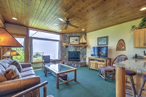 2826 Highway 61 Two Harbors MN 55616