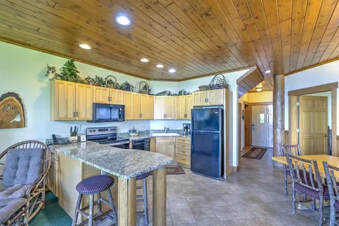 2826 Highway 61 Two Harbors MN 55616