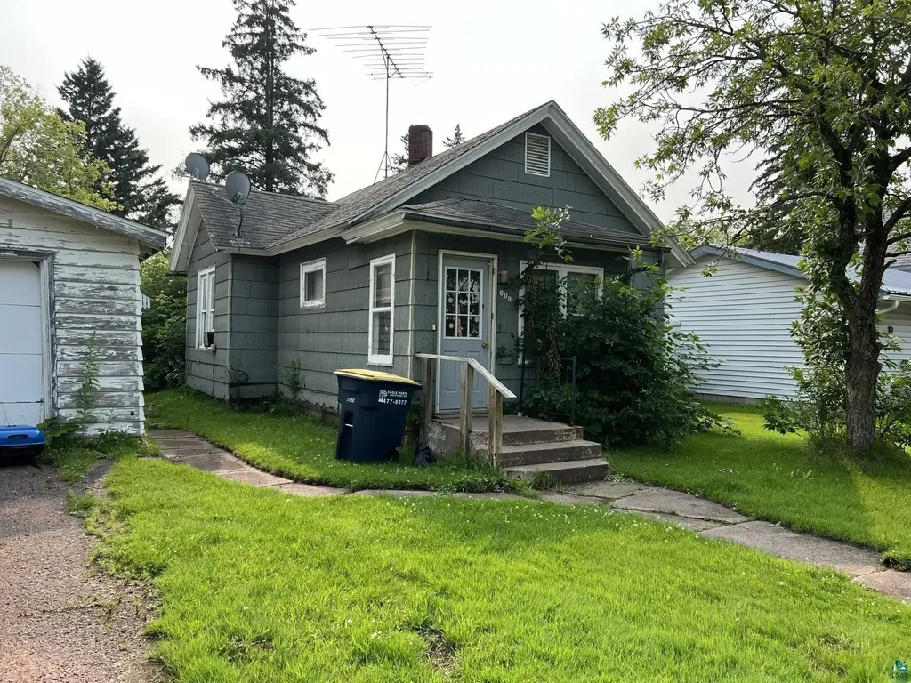 609 14th Avenue E Ashland WI 54806