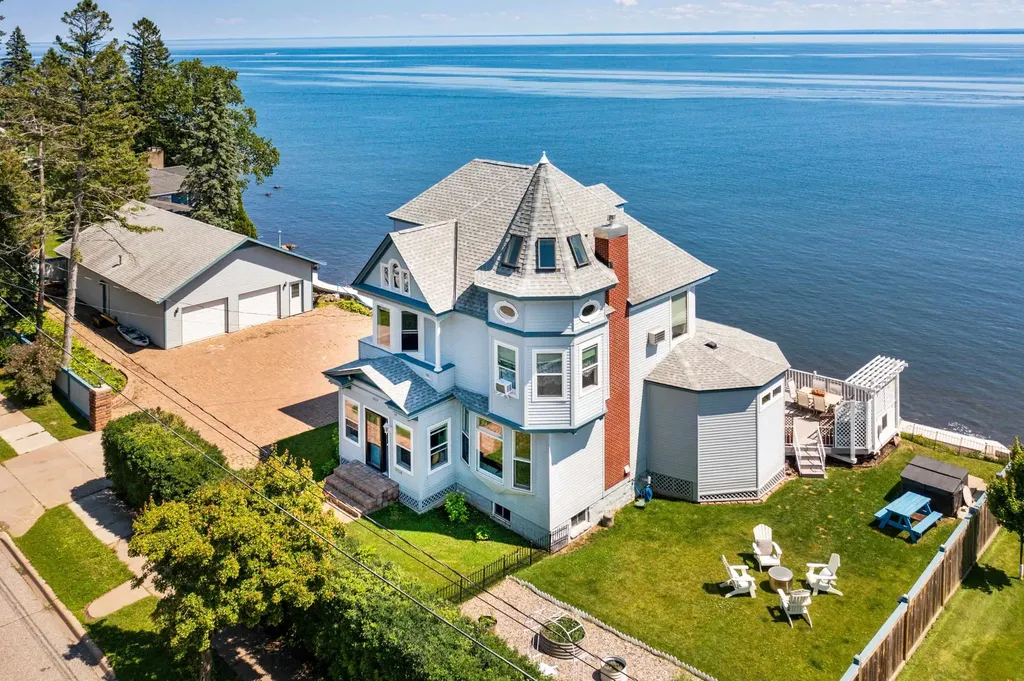 5614 London Road Duluth MN 55804