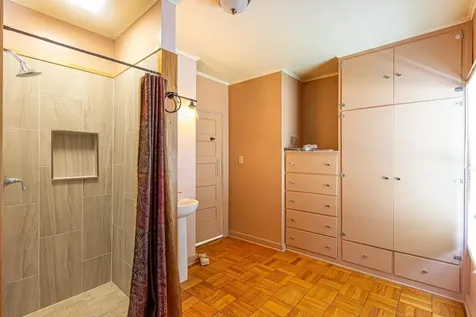 235 E Harvey Street Ely MN 55731-1013