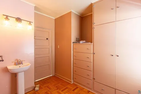 235 E Harvey Street Ely MN 55731-1013