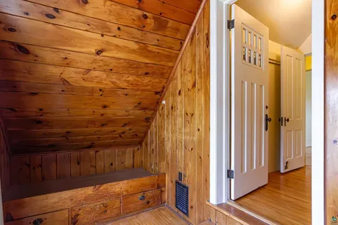 235 E Harvey Street Ely MN 55731-1013