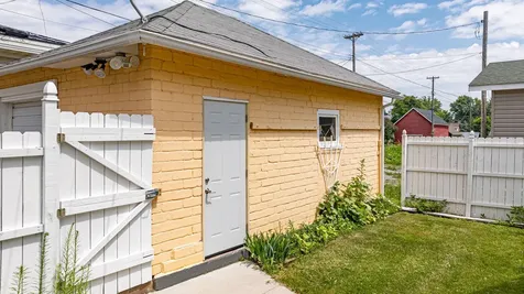 235 E Harvey Street Ely MN 55731-1013