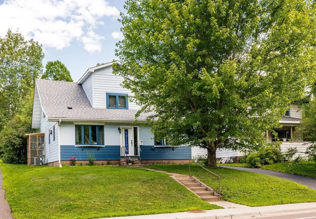 31 E Calvary Road Duluth MN 55803