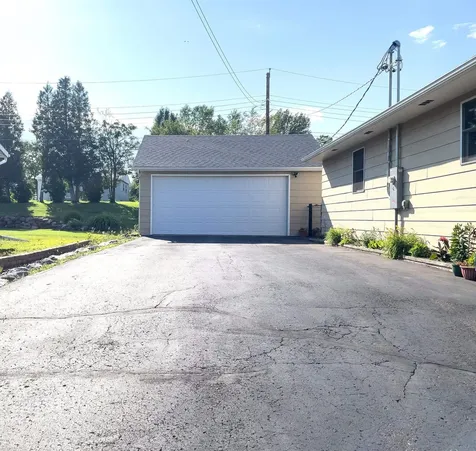 20 Field Road Silver Bay MN 55614