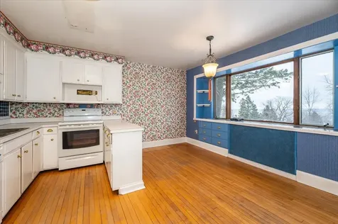 2510 E Superior Street Duluth MN 55812