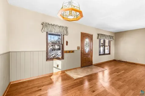 302 River Bluff Avenue Sandstone MN 55072