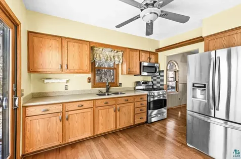 302 River Bluff Avenue Sandstone MN 55072