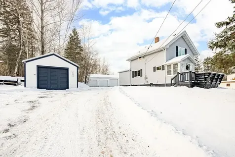 2893 Hutchinson Road Duluth MN 55811