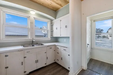 217 3rd Avenue N Chisholm MN 55719