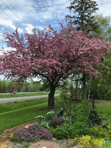 8148 E Spaulding Road South Range WI 54874