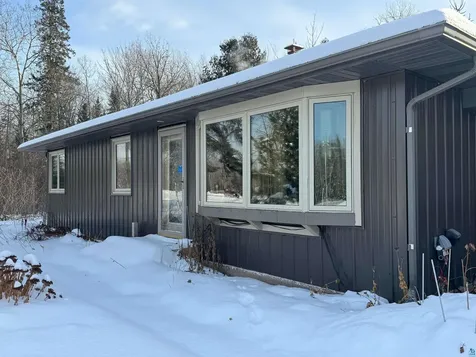 8148 E Spaulding Road South Range WI 54874