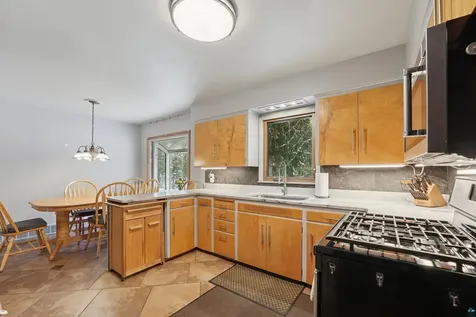 8148 E Spaulding Road South Range WI 54874