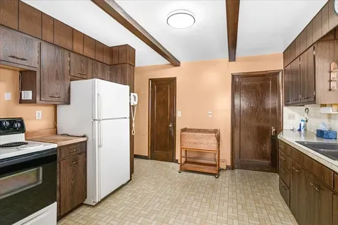 903 10th Avenue Two Harbors MN 55616