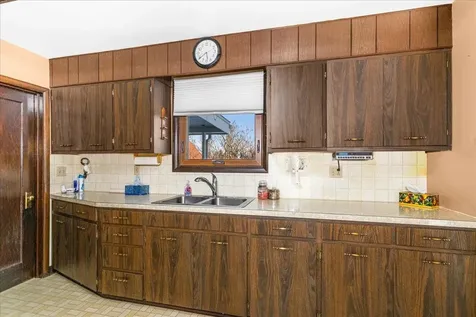 903 10th Avenue Two Harbors MN 55616