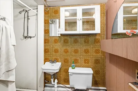 903 10th Avenue Two Harbors MN 55616