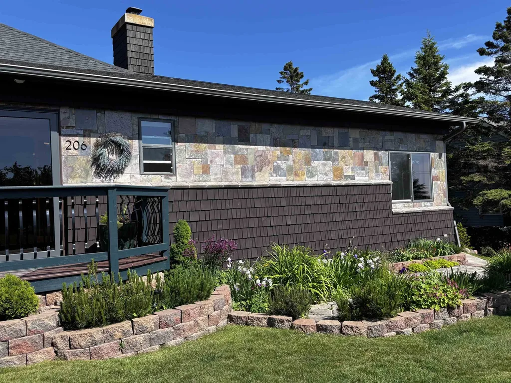 206 N Broadway Avenue Grand Marais MN 55604