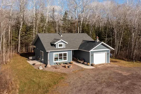 2743 Doe Road Duluth MN 55804