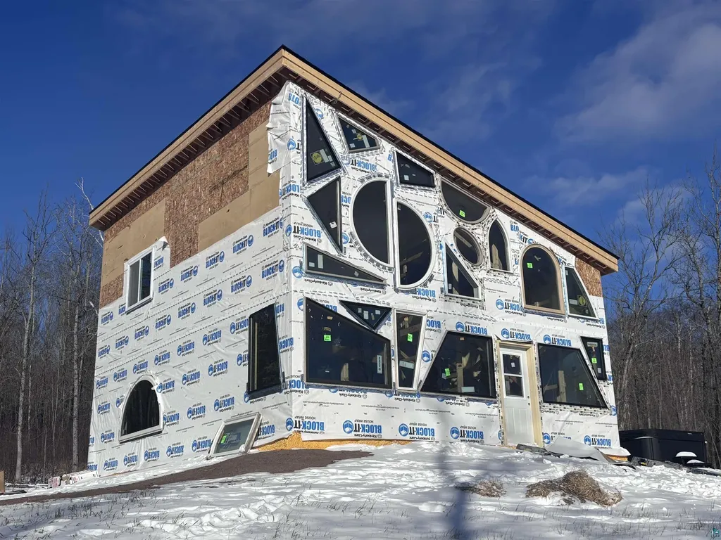 71 Murphy Drive Grand Marais MN 55604