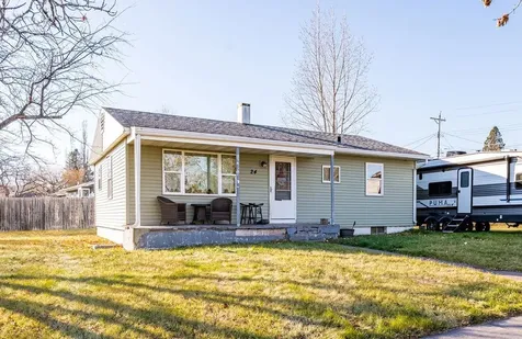 24 Green Lane Silver Bay MN 55614