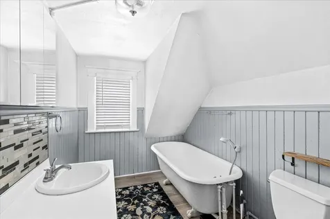 709 3rd Avenue Two Harbors MN 55616