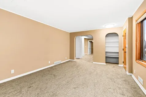 4993 Maple Grove Road Hermantown MN 55811