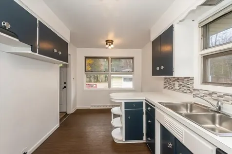 1205 W Arrowhead Road Duluth MN 55811