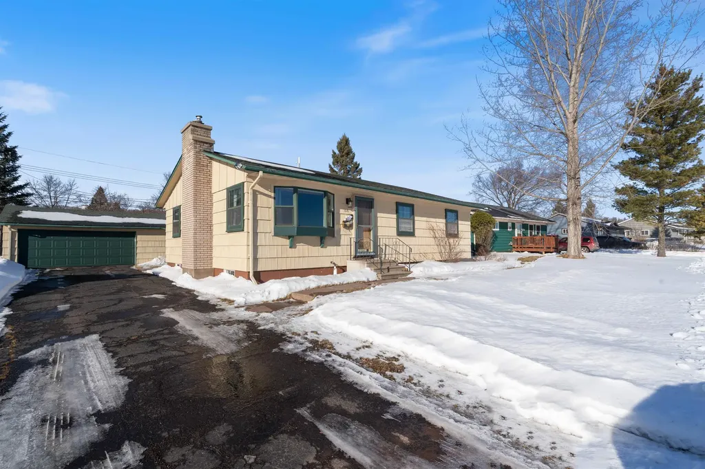 106 Edison Boulevard Silver Bay MN 55614